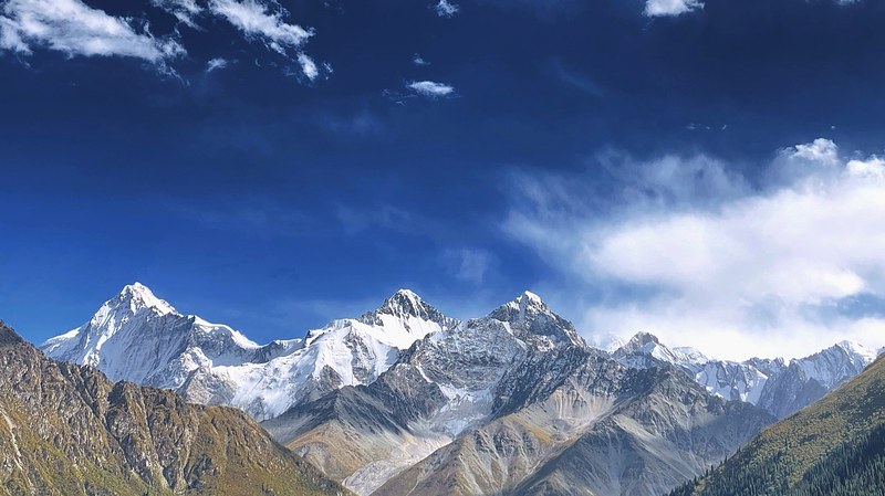 雪山1